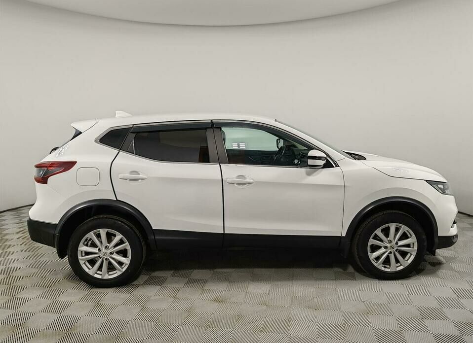 Nissan Qashqai 2.0 CVT (144 л.с.)