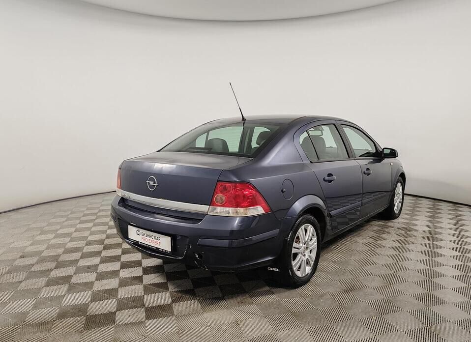 Opel Astra 1.8 MT (140 л.с.)