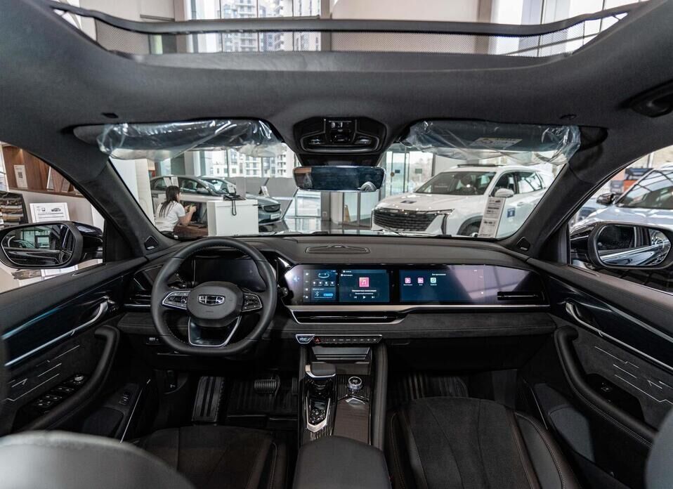 Geely Monjaro 2.0 AT (238 л.с.) 4WD