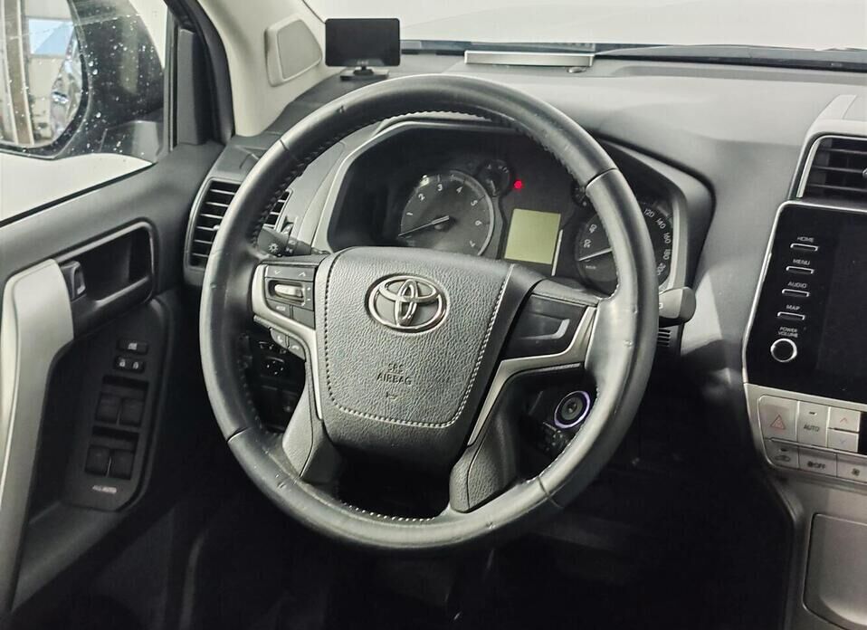 Toyota Land Cruiser Prado, 150 Series Рестайлинг 3 2.7 AT (163 л.с.) 4WD