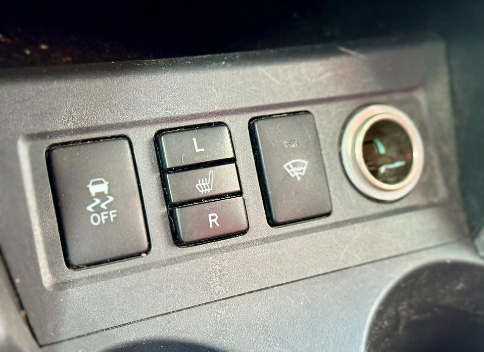 Toyota RAV4, IV (CA40) 2.0 CVT (146 л.с.) 4WD