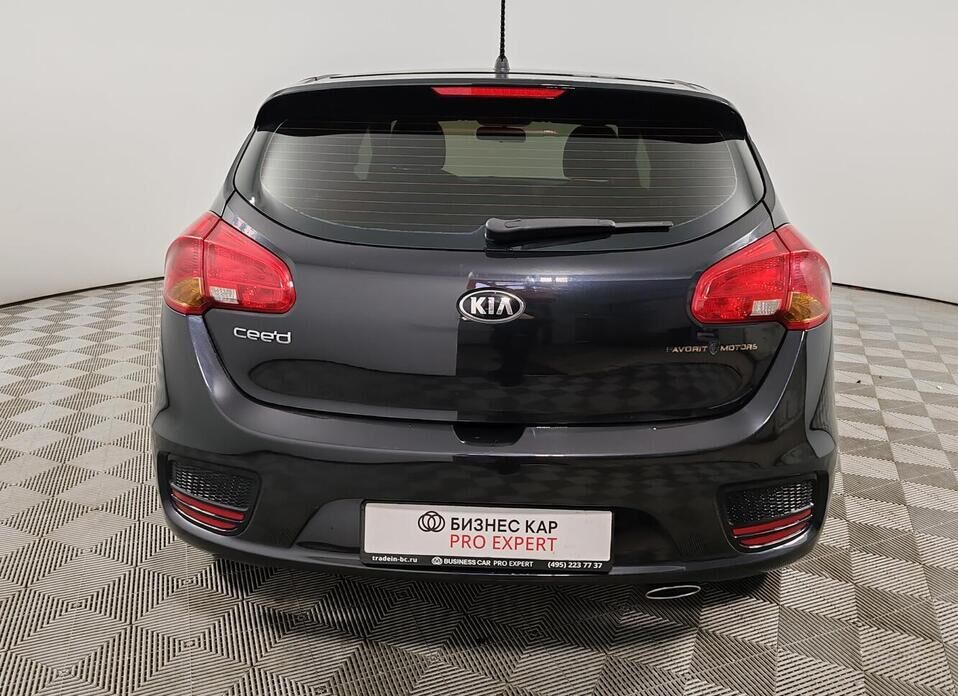 Kia Ceed, II Рестайлинг 1.6 AT (130 л.с.)