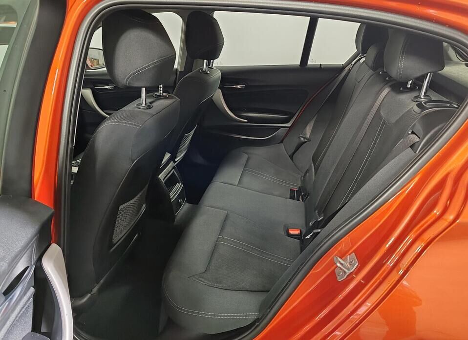 BMW 1 серии, II (F20/F21) Рестайлинг 118i 1.5 AT (136 л.с.)