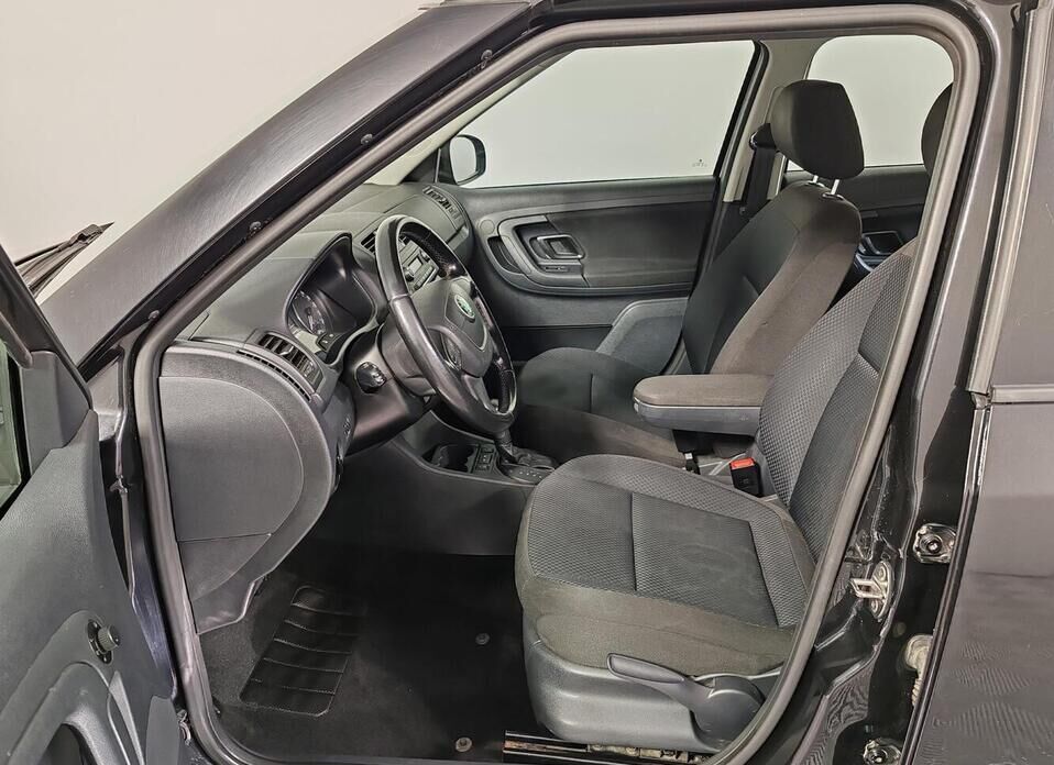 Skoda Fabia, II Рестайлинг 1.6 AT (105 л.с.)