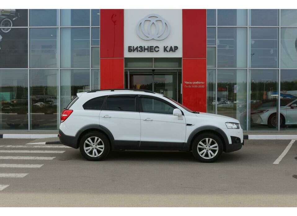 Chevrolet Captiva 2.2d AT (184 л.с.) 4WD