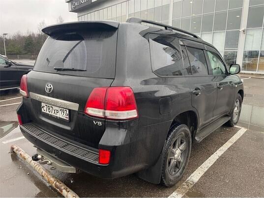 Toyota Land Cruiser, 2010&nbsp;г., 273&nbsp;843&nbsp;км