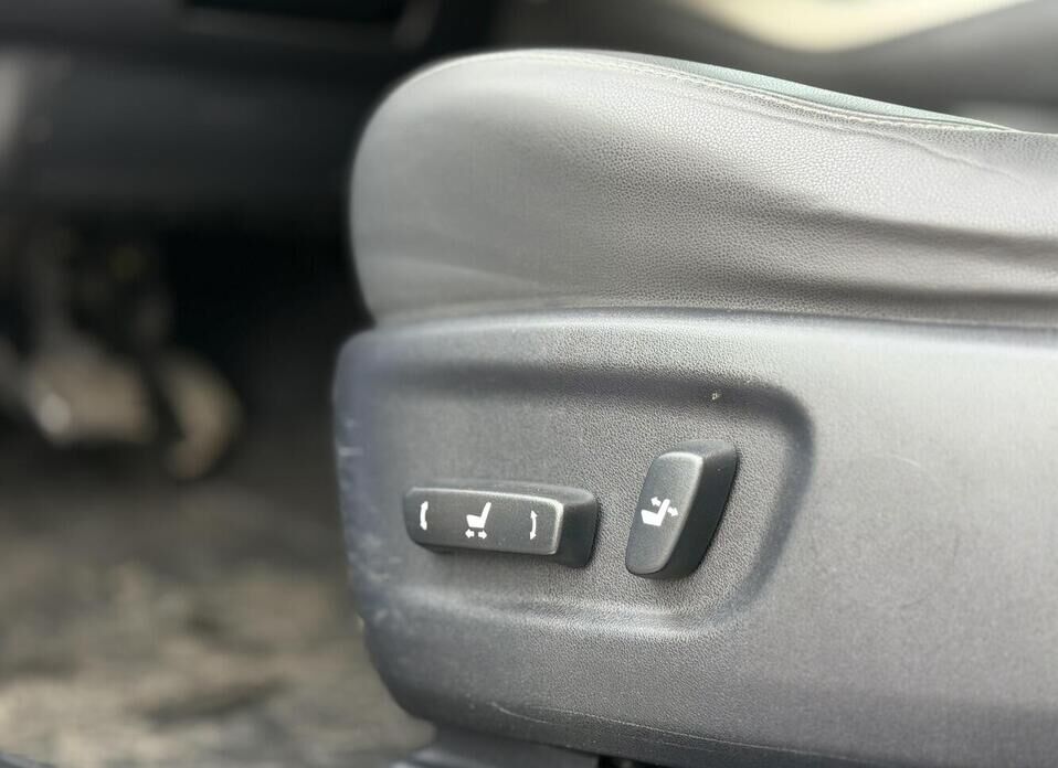 Lexus NX, I Рестайлинг 200 2.0 CVT (150 л.с.) 4WD