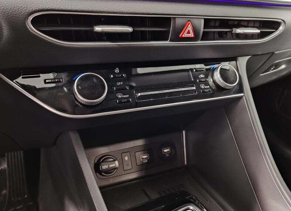 Hyundai Sonata, VIII (DN8) 2.0 AT (150 л.с.)