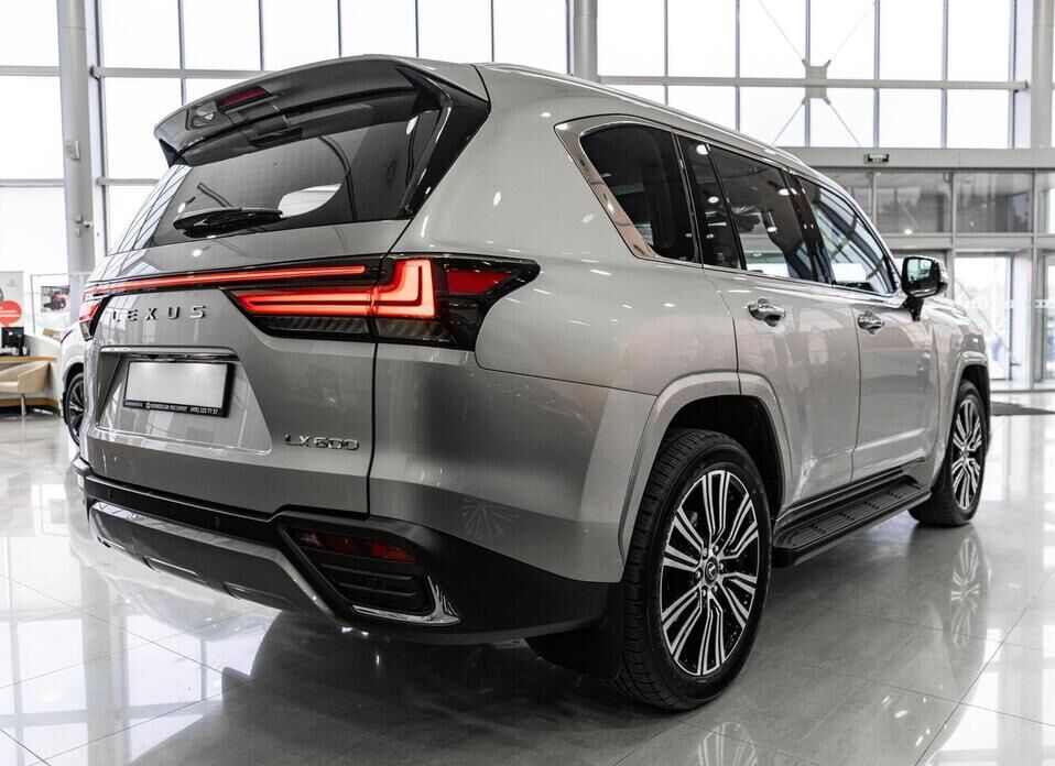 Lexus LX, IV 600 3.5 AT (415 л.с.) 4WD