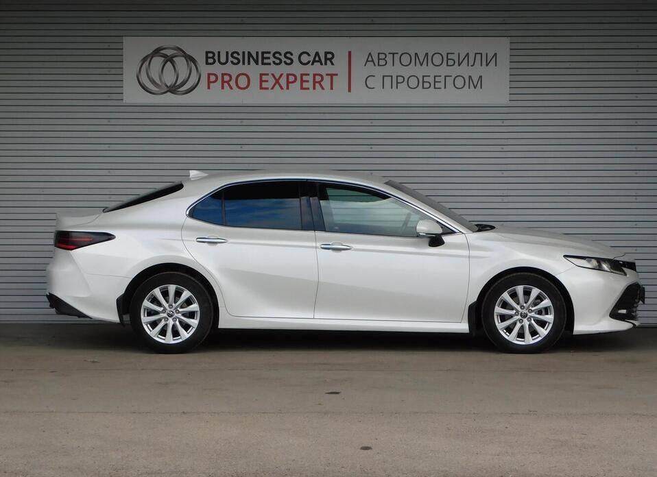 Toyota Camry, VIII (XV70) 2.5 AT (181 л.с.)