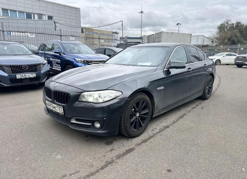 BMW 5 серии, VI (F10/F11/F07) Рестайлинг 520i 2.0 AT (184 л.с.)