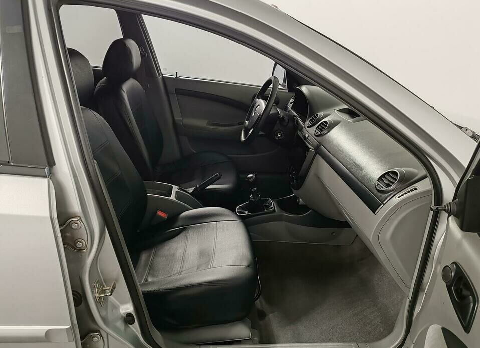 Chevrolet Lacetti 1.4 MT (94 л.с.)
