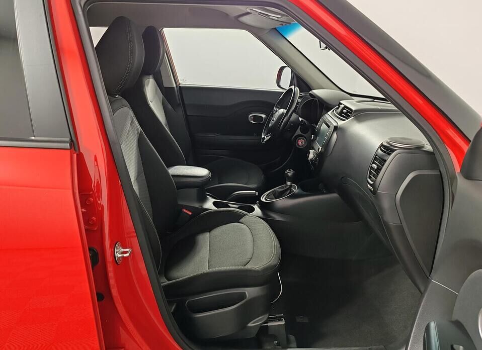 Kia Soul 1.6 AT (132 л.с.)