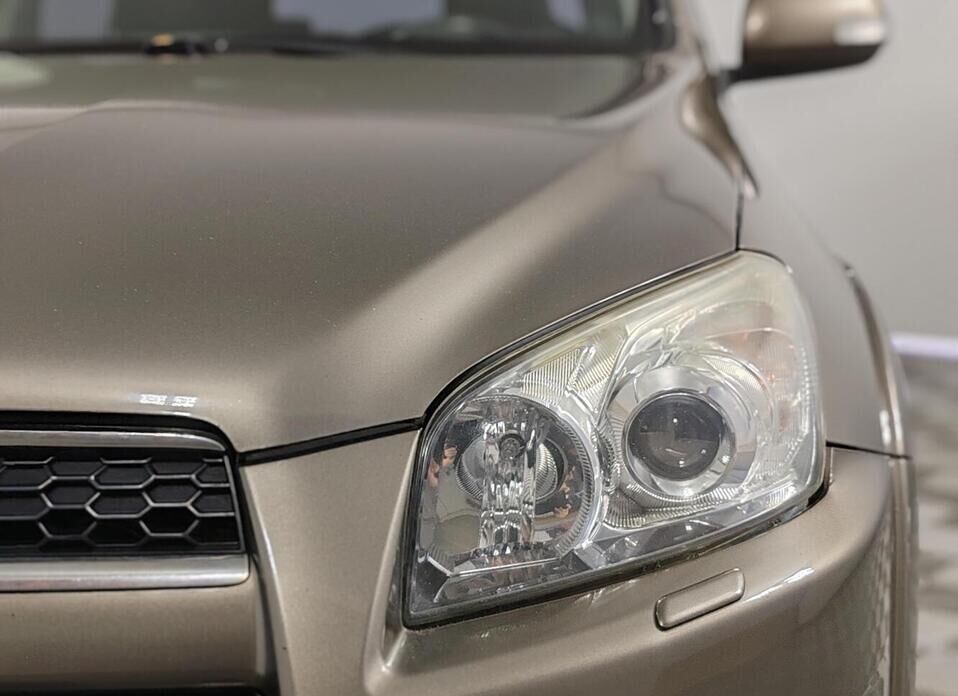 Toyota RAV4 2.4 AT (170 л.с.) 4WD