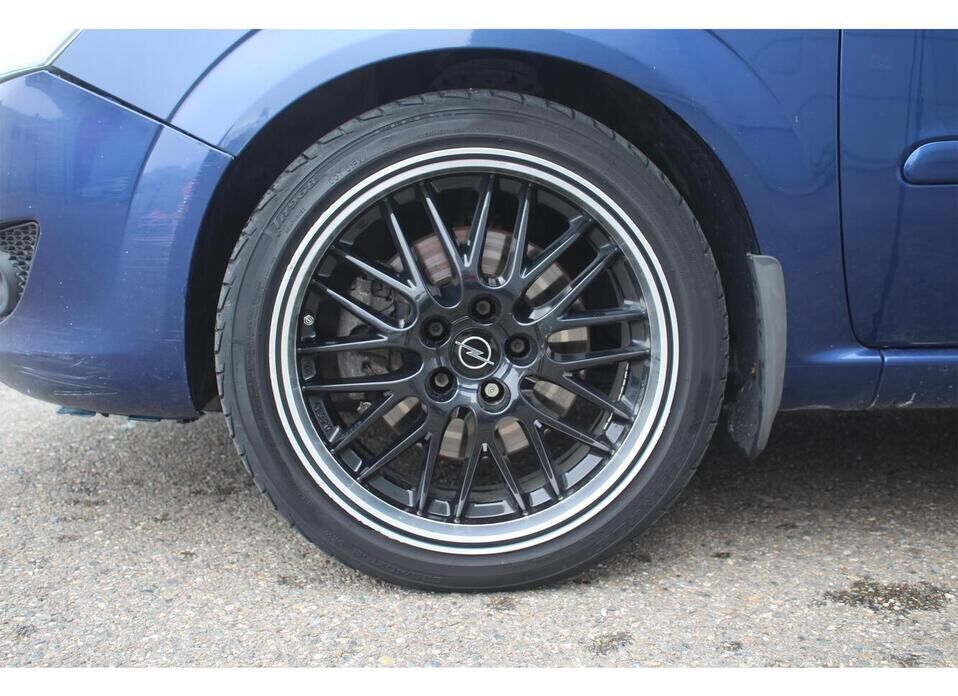 Opel Zafira, B Рестайлинг 1.9d AT (150 л.с.)