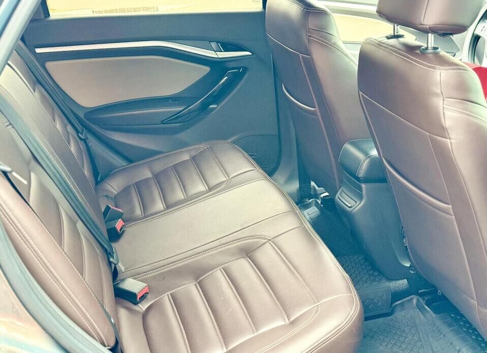 LADA (ВАЗ) Vesta, I SW Cross 1.6 MT (106 л.с.)