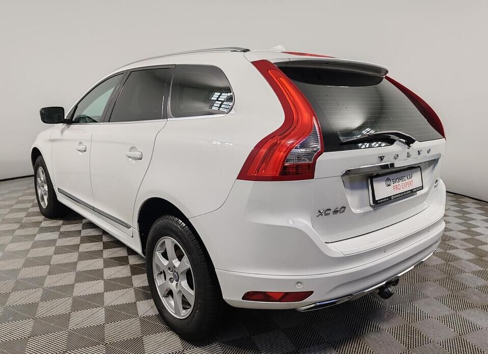 Volvo XC60, I Рестайлинг 2.4d AT (215 л.с.) 4WD