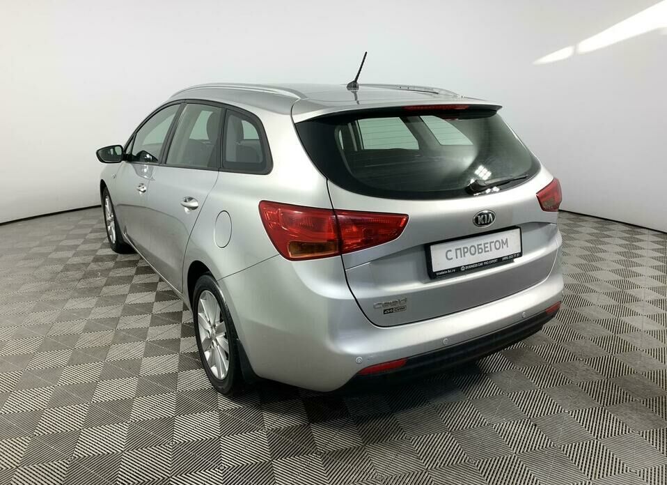 Kia Ceed 1.6 MT (129 л.с.)