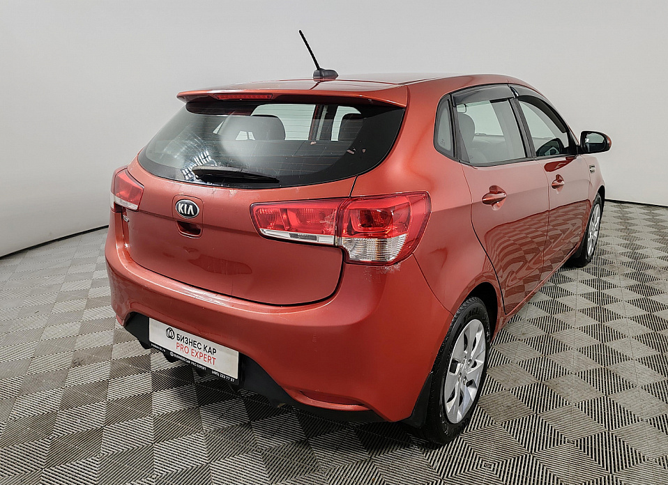 Kia Rio, III Рестайлинг 1.6 AT (123 л.с.)