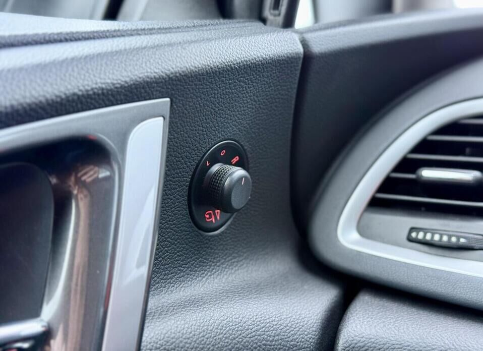 Opel Astra, J Рестайлинг 1.6 MT (115 л.с.)