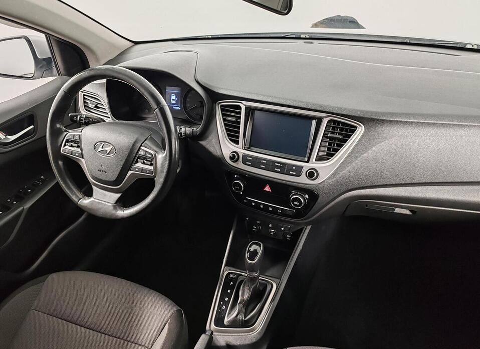 Hyundai Solaris, II 1.6 AT (123 л.с.)