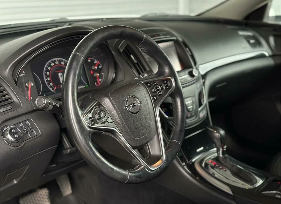 Opel Insignia 1.6 AT (170 л.с.)