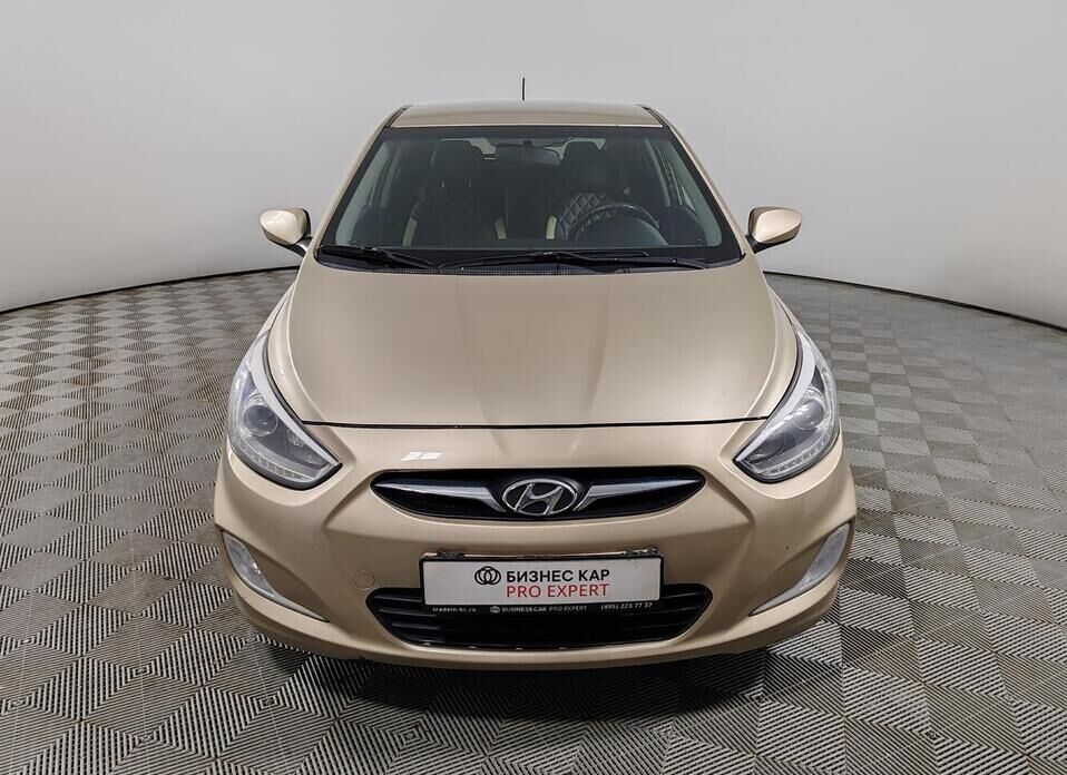 Hyundai Solaris, I 1.6 AT (123 л.с.)