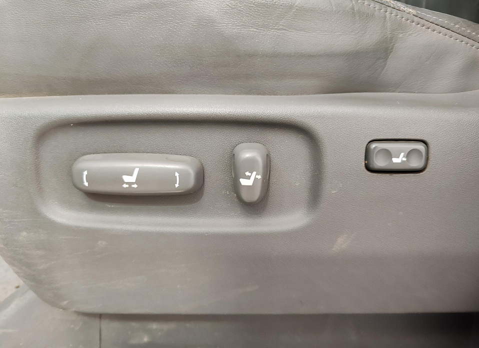 Lexus GX, I 470 4.7 AT (270 л.с.) 4WD