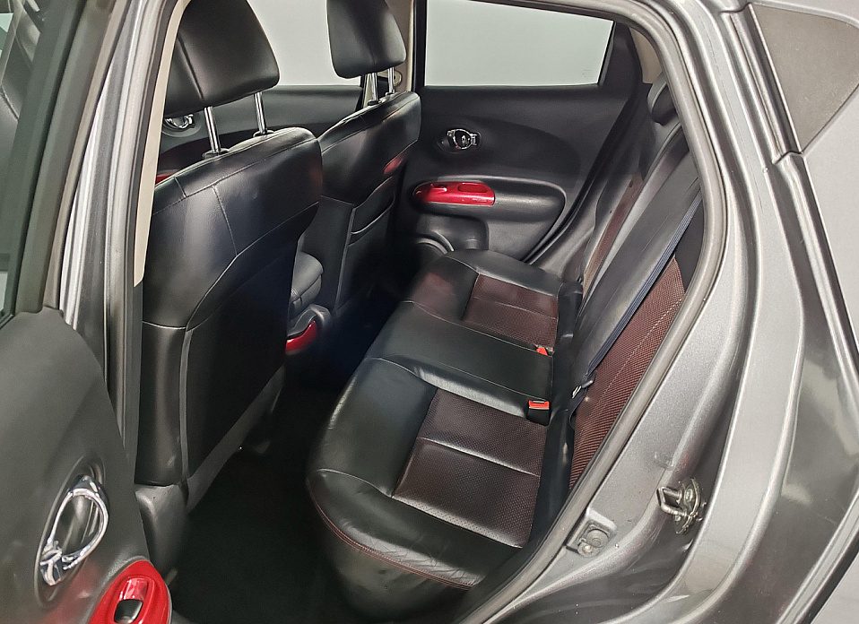 Nissan Juke, I 1.6 CVT (190 л.с.) 4WD