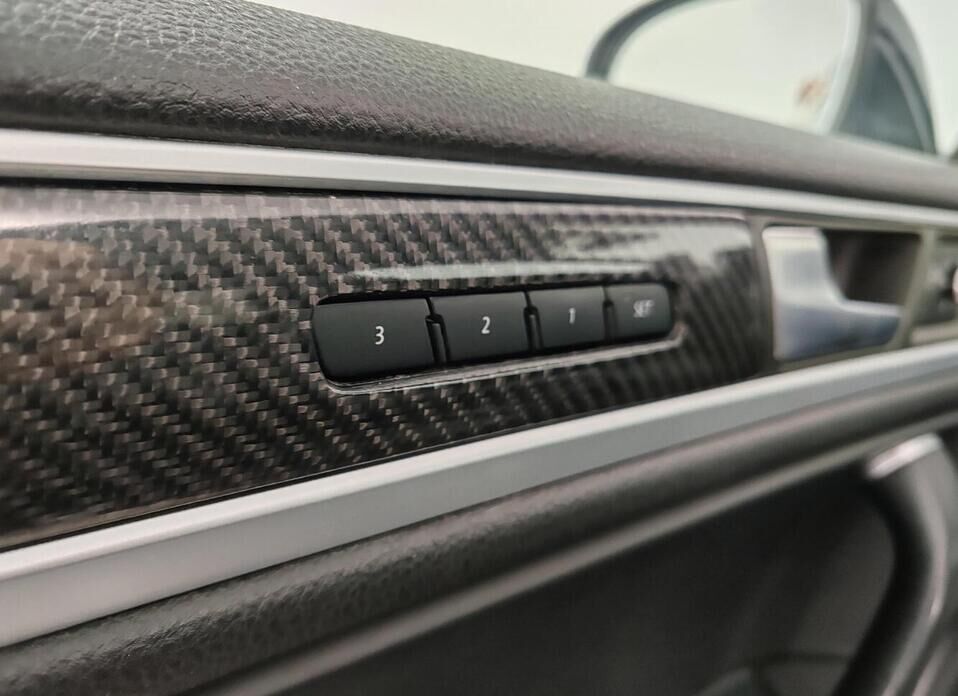 Volkswagen Touareg, II 3.0d AT (245 л.с.) 4WD
