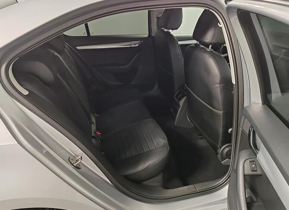 Skoda Octavia 1.8 AMT (180 л.с.)