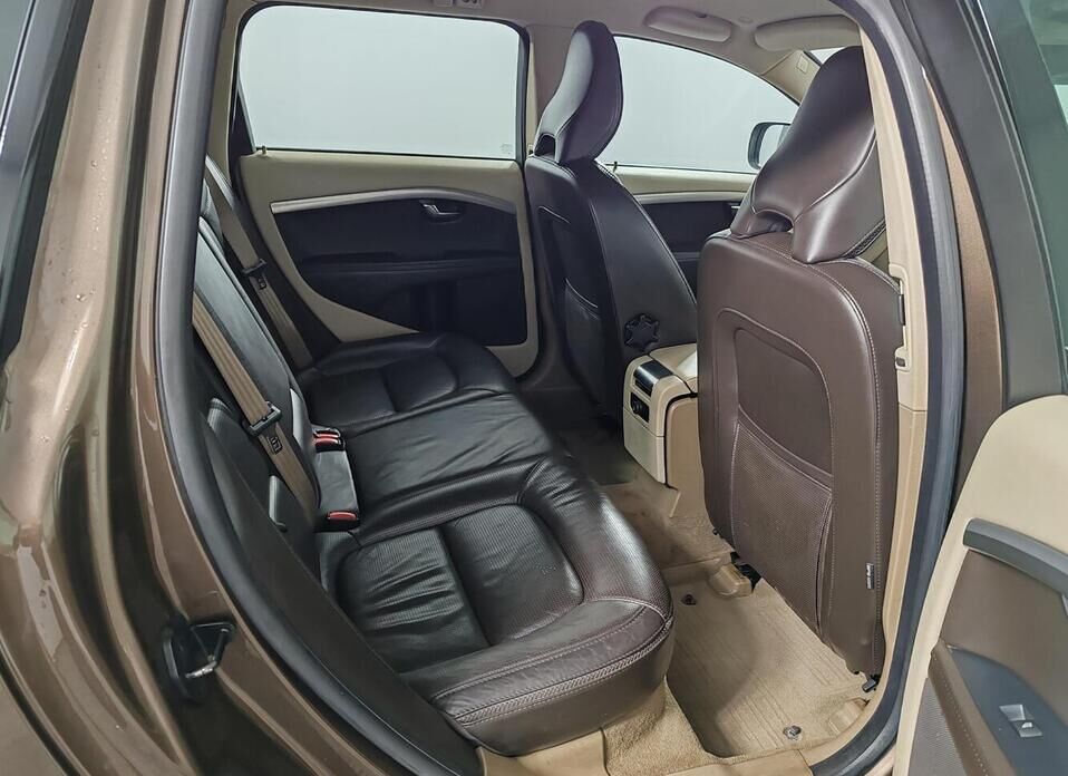 Volvo XC70, II 2.4d AT (163 л.с.) 4WD