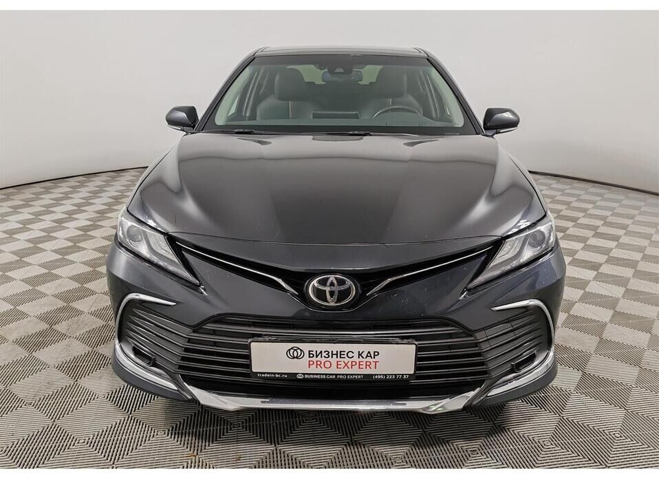 Toyota Camry 2.5 AT (209 л.с.)