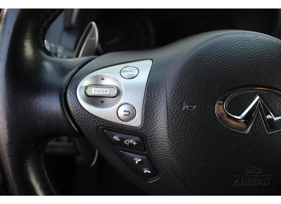 Infiniti FX FX37 3.7 AT (333 л.с.) 4WD