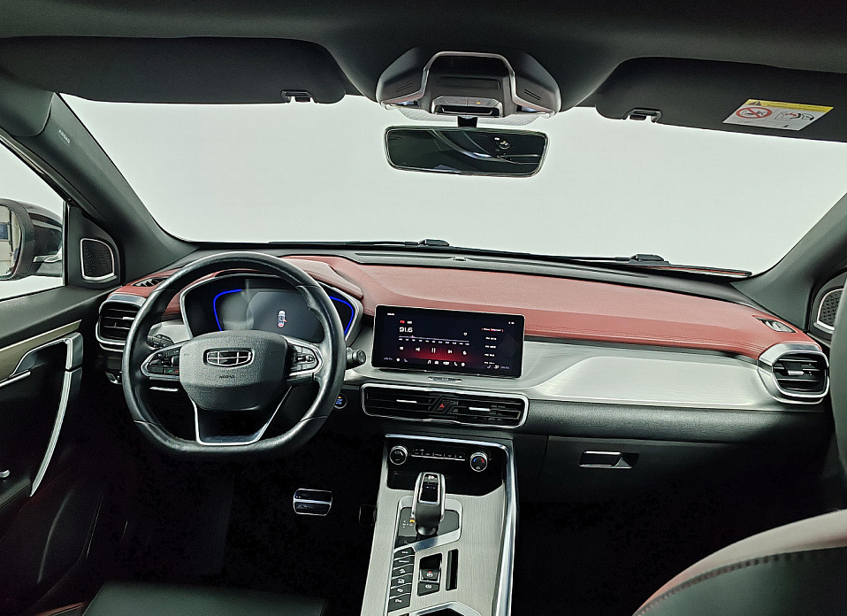 Geely Coolray, I 1.5 AMT (150 л.с.)