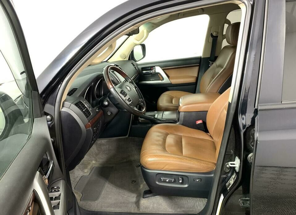 Toyota Land Cruiser 4.5d AT (235 л.с.) 4WD