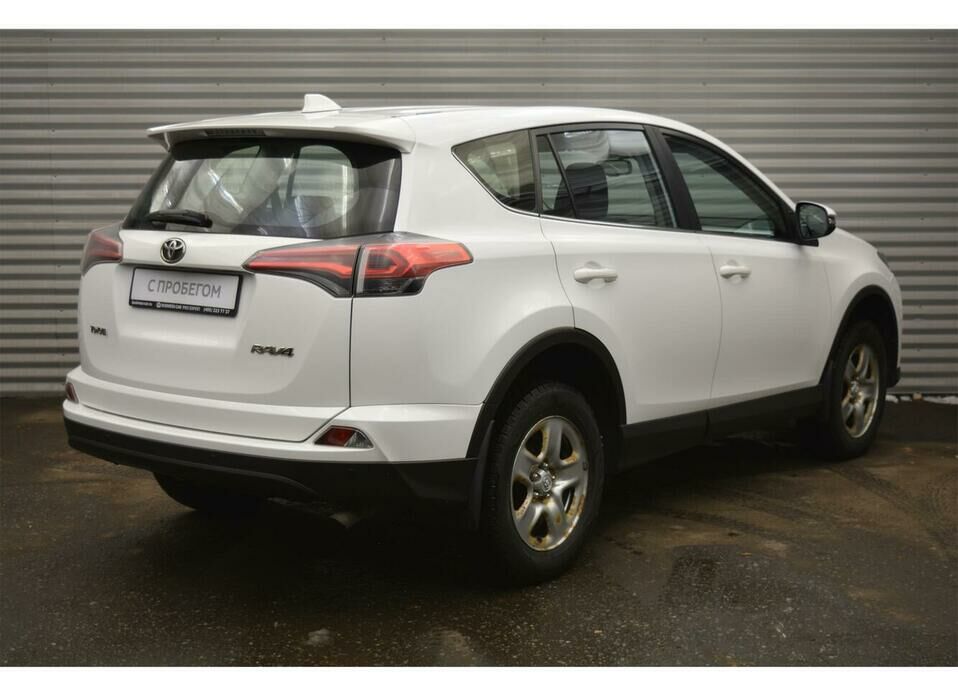 Toyota RAV4 2.0 CVT (146 л.с.)