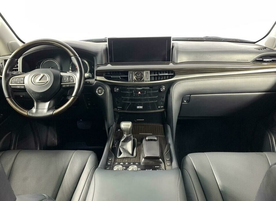 Lexus LX 570 5.7 AT (367 л.с.) 4WD