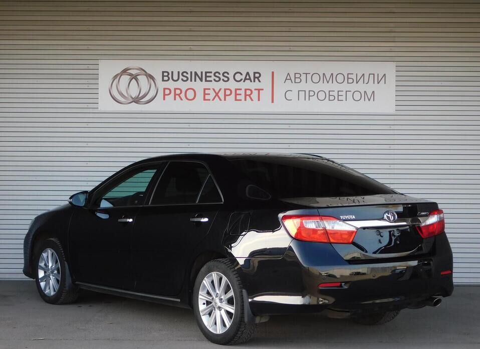 Toyota Camry, VII (XV50) 2.5 AT (181 л.с.)