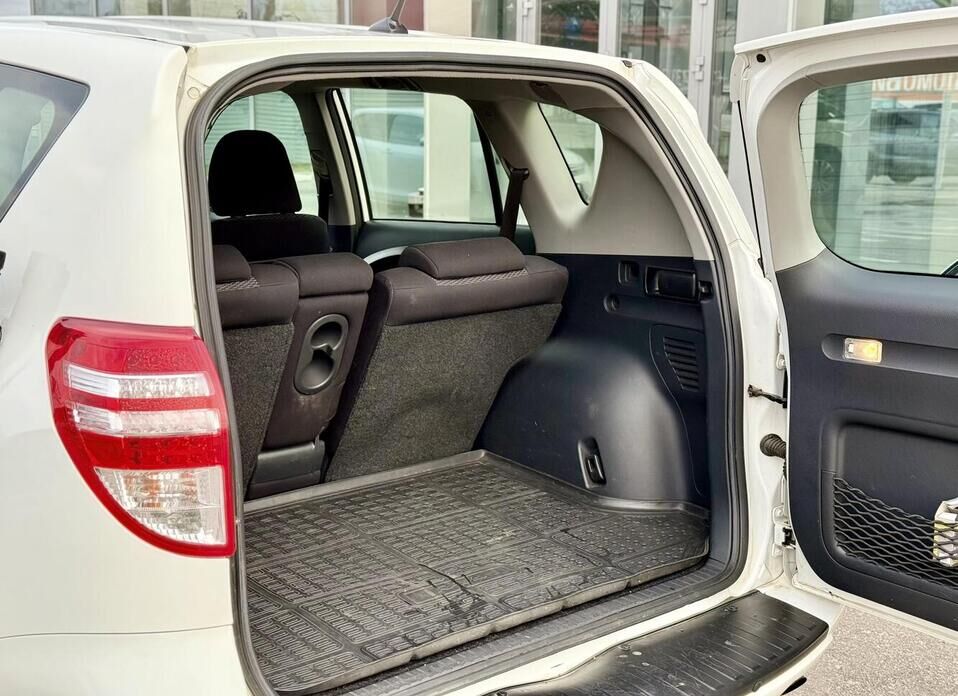 Toyota RAV4, III (XA30) Рестайлинг 2.0 CVT (158 л.с.) 4WD