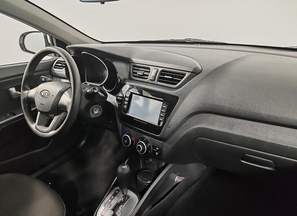 Kia Rio, III 1.4 AT (107 л.с.)