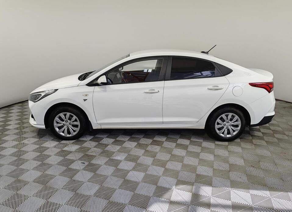 Hyundai Solaris 1.6 AT (123 л.с.)