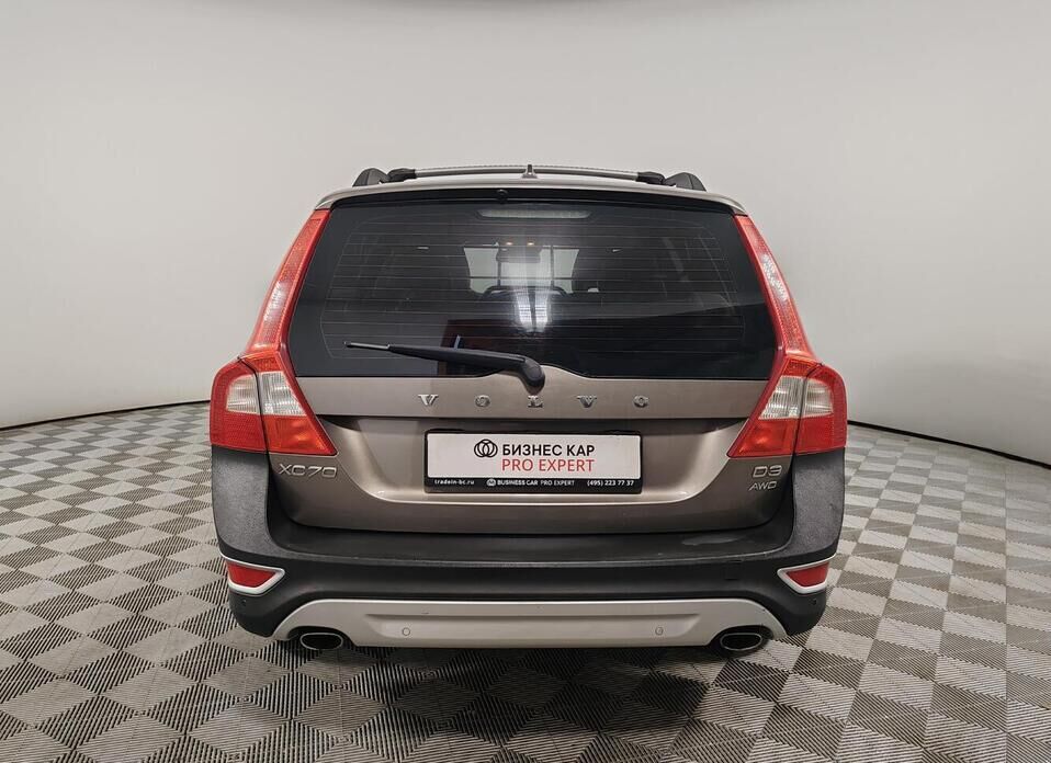 Volvo XC70, II 2.4d AT (163 л.с.) 4WD