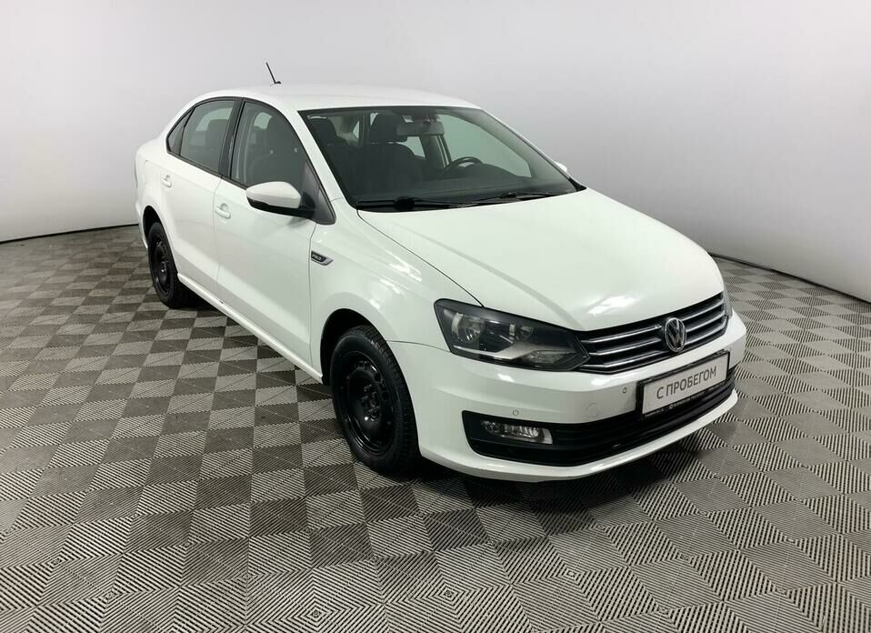 Volkswagen Polo 1.6 AT (110 л.с.)