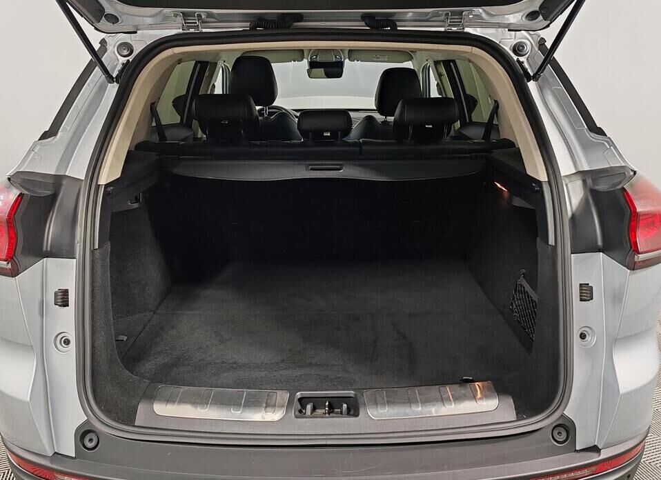 Geely Atlas Pro 1.5 AT (150 л.с.)