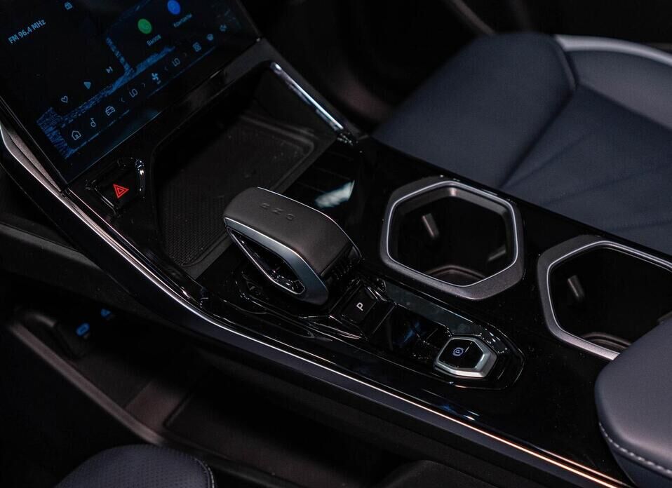 Geely Atlas, II 2.0 AT (200 л.с.) 4WD