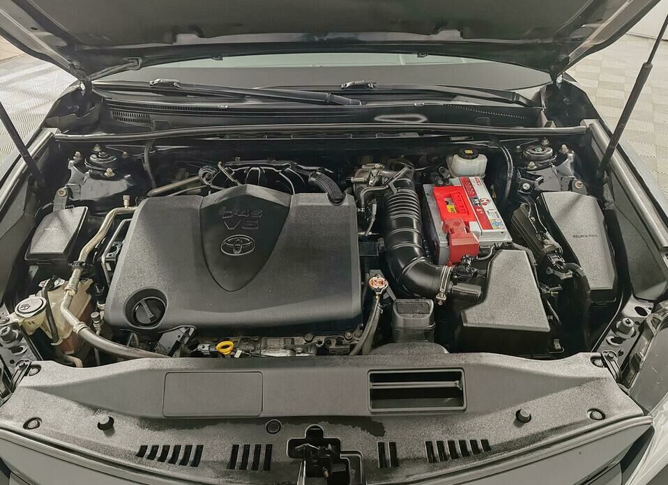 Toyota Camry 3.5 AT (249 л.с.)