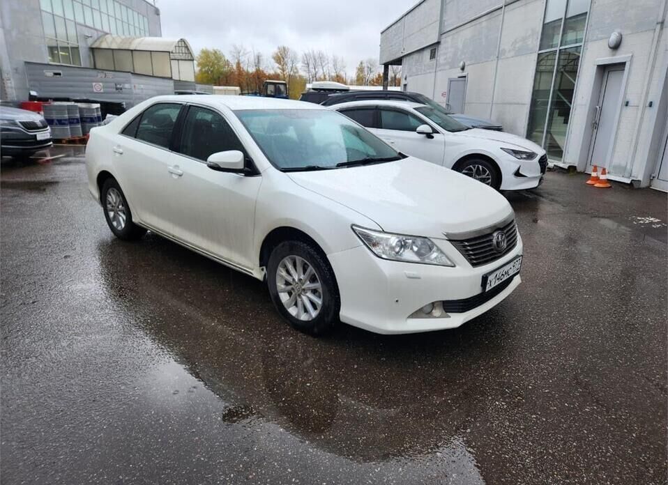 Toyota Camry, VII (XV50) 2.5 AT (181 л.с.)