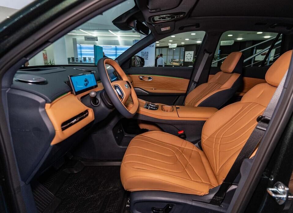 Geely EX5 EM-i 1.5hyb AT (167 л.с.)