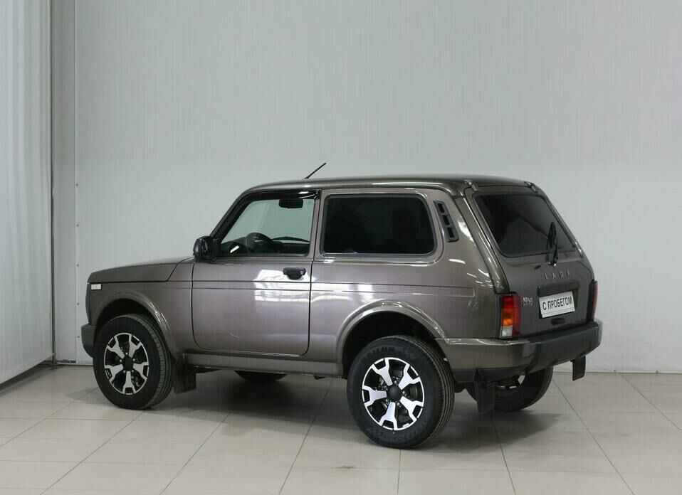 LADA (ВАЗ) Niva Legend 1.7 MT (83 л.с.) 4WD